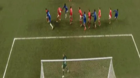 津久井匠海打破僵局，水户蜀葵半场领先山形山神0-1