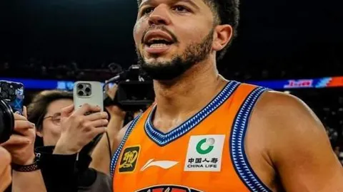 维尔贝克回归旧主献关键进球，曼联再遭布莱顿3-1逆转连败打击